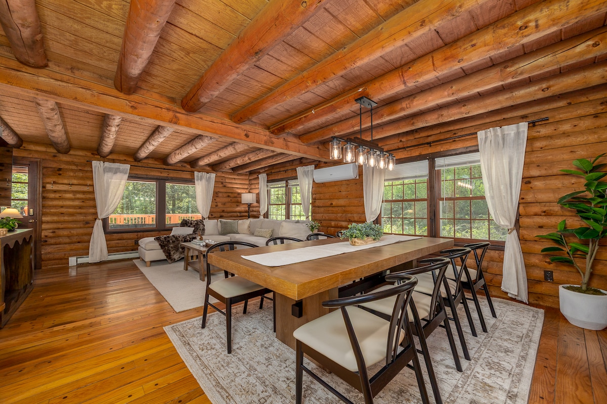 Dining area image 3